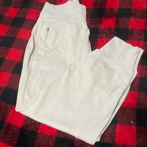 ATHLETA: cream Venice jogger size small petite